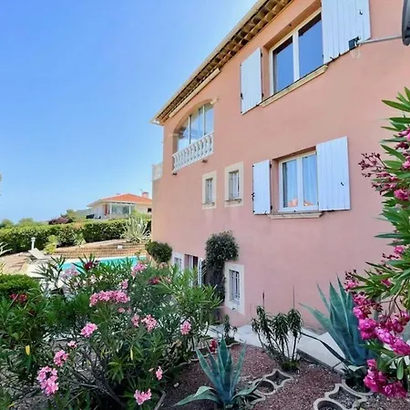 Mimosa Comfortable Feriehus Saint-Raphaël
